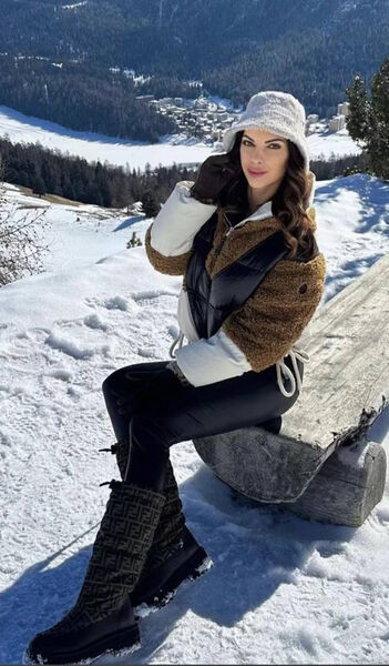 Сапоги Fendi женский кожа черный 132601-4