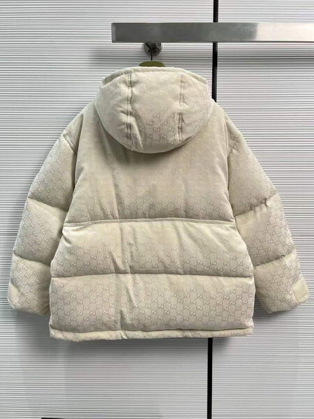 Пуховик Gucci женский бежевый 124550-3