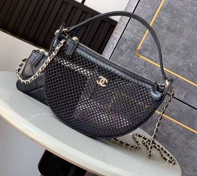Сумка Chanel женский кожа черный 184071