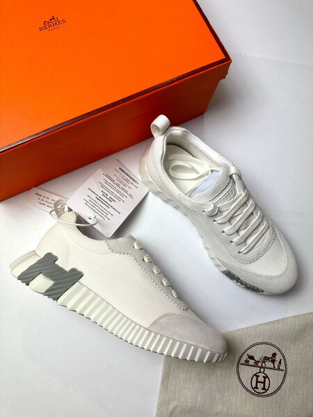 Кроссовки Hermès женский замша графитовый 104792-3