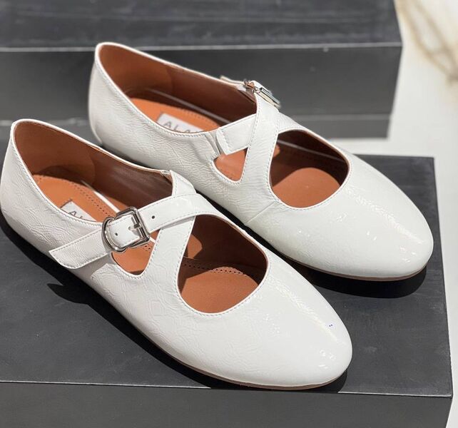 Балетки Alaïa женский кожа белый 139304