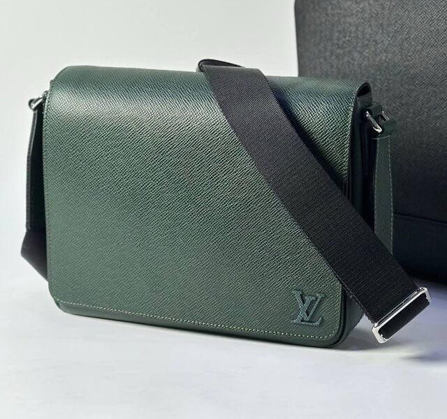 Мужская сумка мессенджер Louis Vuitton мужской кожа болотный 129946