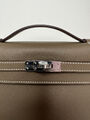 Сумка Hermèskelly 20 Pochette женский кожа 138063-4
