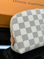 Косметичка Louis Vuitton женский канва графитовый 139709-5