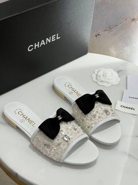 Шлепки Chanel женский текстиль белый 180824-2