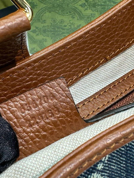 Сумка Gucci женский кожа черный 137907-10