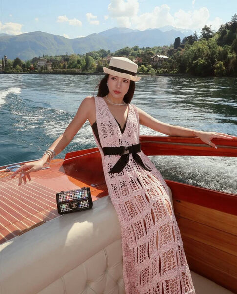 Костюм Chanel женский розовый 188401-2