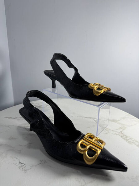 Туфли Balenciaga женский кожа черный 188540-2