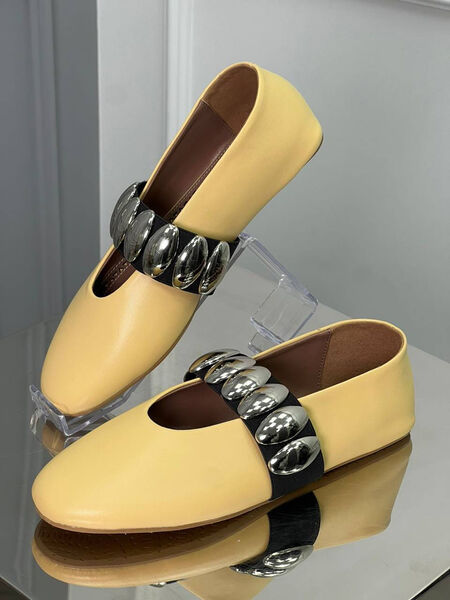 Балетки Alaïa женский кожа бежевый 137602-2