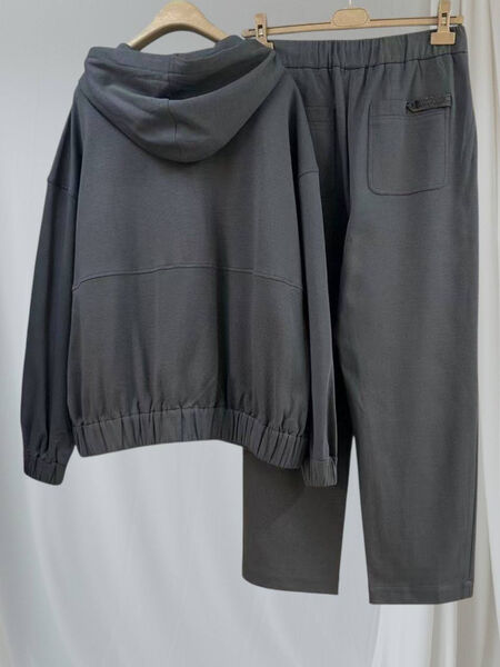 Костюм Brunello Cucinelli женский графитовый 195121-2