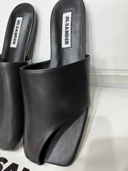 Шлепки Jil Sander женский кожа черный 155623-2