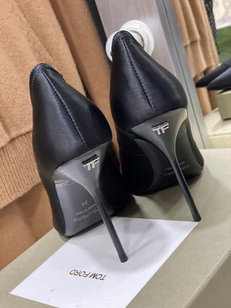 Туфли Tom Ford женский черный 81075-2
