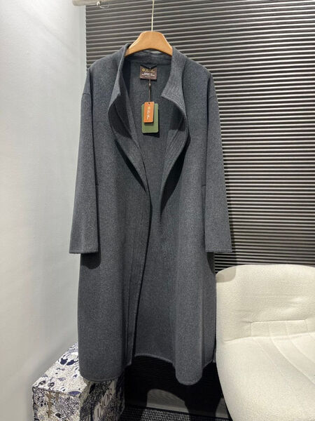 Пальто Loro Piana женский графитовый 158907-3