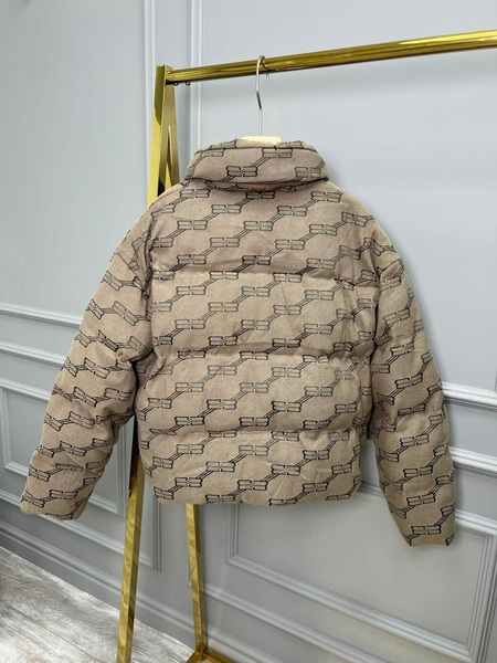 Пуховик Balenciaga женский бежевый 94346-2