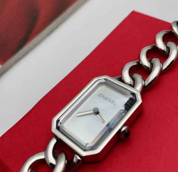 Часы Chanel 139186-2