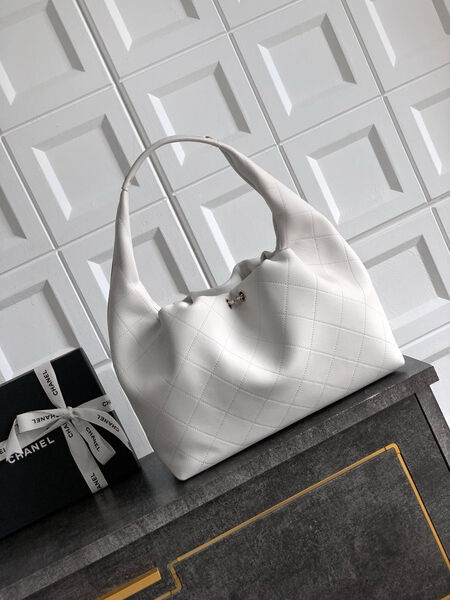 Сумка Chanel женский кожа белый 201997-3