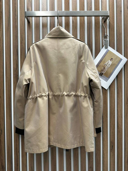 Куртка Louis Vuitton женский бежевый 164614-5