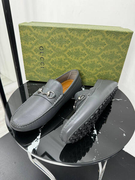 Мужские мокасины Gucci мужской кожа графитовый 195739-3