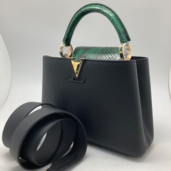 Сумка Louis Vuitton Capucines женский кожа черный 118655