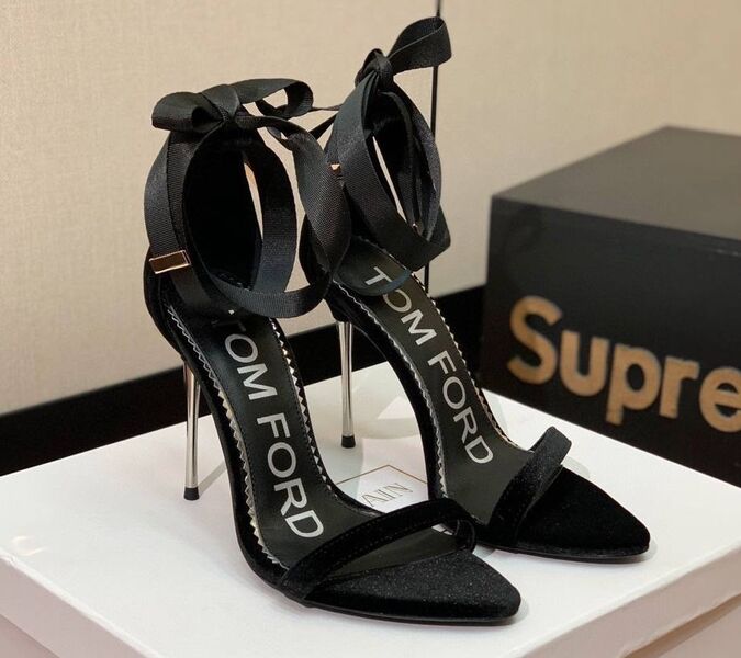 Туфли Tom Ford женский бархат черный,белый 150298