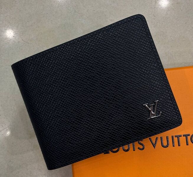 Мужской портмоне Louis Vuitton мужской кожа черный 173924