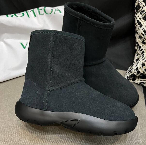 Угги Bottega Veneta женский замша черный 132607