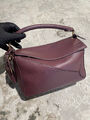 Сумка Loewe женский кожа бордовый 194894-5