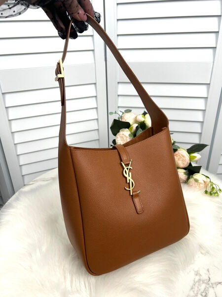 Сумка Saint Laurent женский кожа бежевый 143498-2