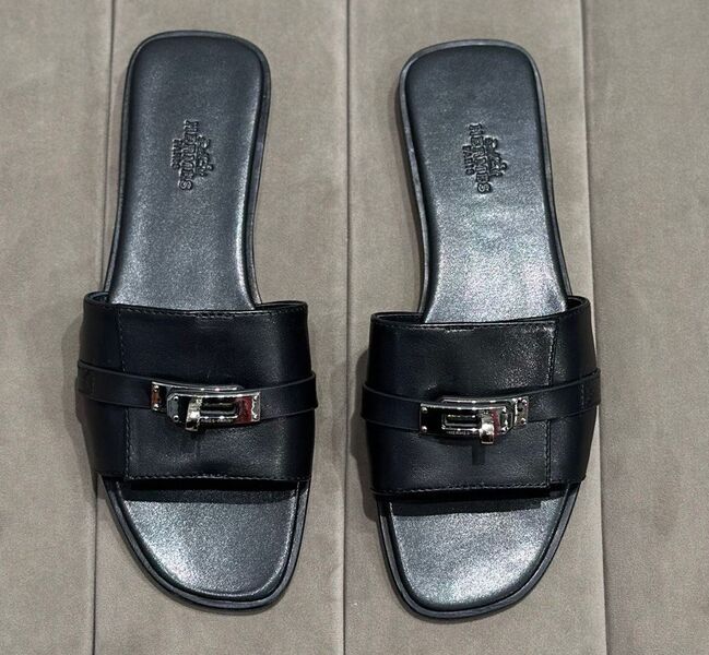 Шлепки Hermès женский кожа черный 112896