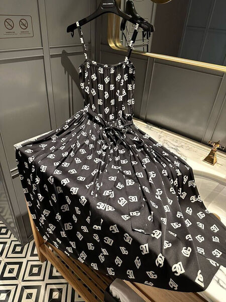 Платье Dolce & Gabbana женский шелк черный 144074-2