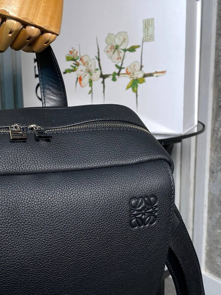 Мужской рюкзак Loewe мужской кожа черный 136553-3