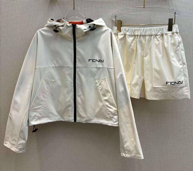 Костюм двухсторонний Fendi женский белый 148074