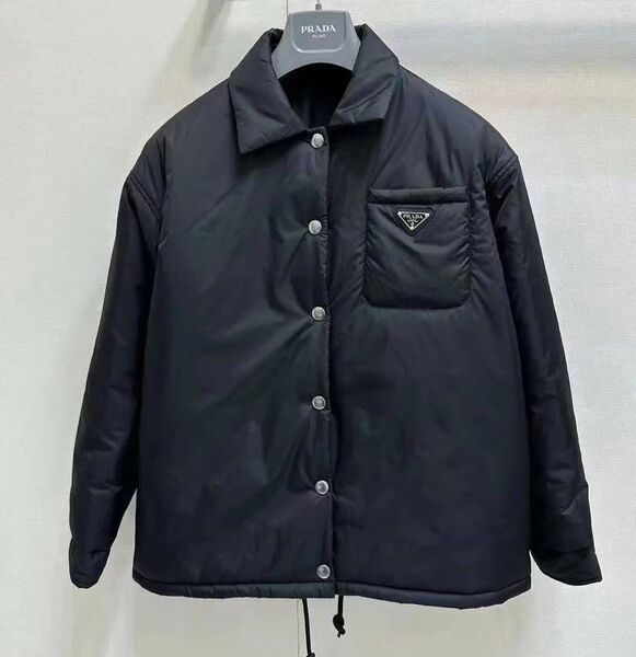 Пуховик Prada женский черный 165046