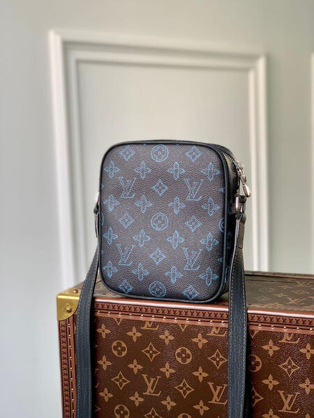 Мужская сумка мессенджер Louis Vuitton мужской канва черный 115165-3