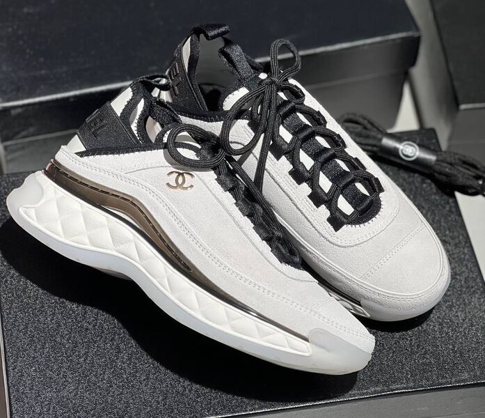 Кроссовки Chanel женский замша белый 147684