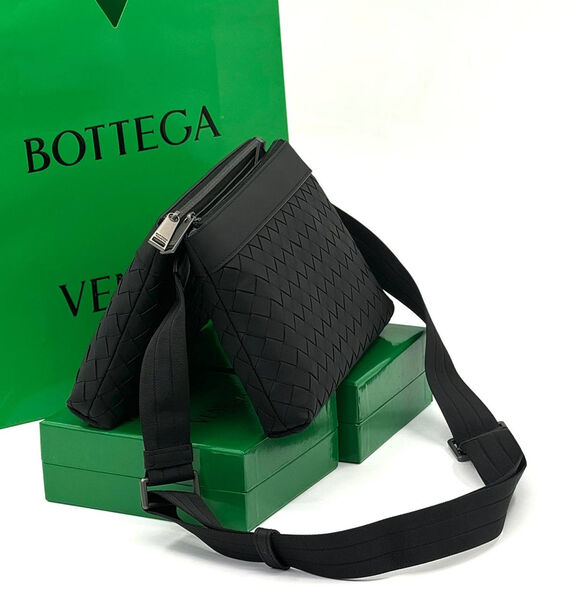 Мужская сумка мессенджер Bottega Veneta мужской кожа черный 200789-4