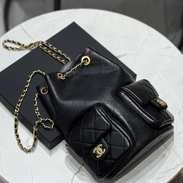 Рюкзак Chanel женский кожа черный 172273-2