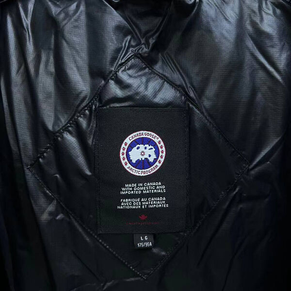 Мужской пуховик Canada Goose мужской черный 170932-7