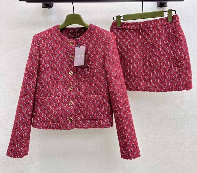 Костюм Gucci женский бордовый 168620