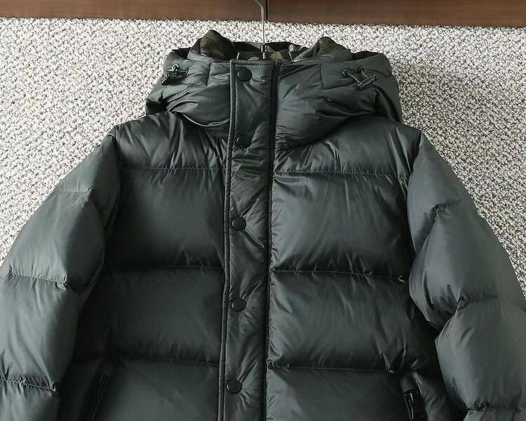 Мужской пуховик Burberry мужской черный 200605-3