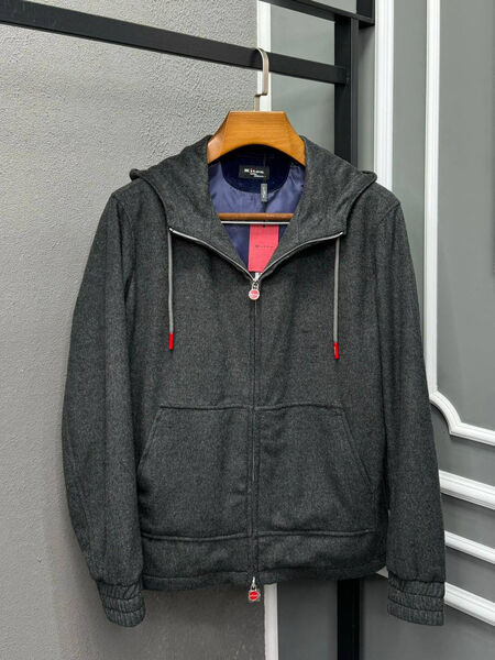 Мужской костюм Kiton мужской графитовый 168102-2