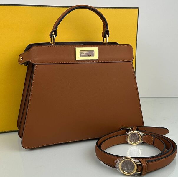 Сумка Fendi Peekaboo женский кожа бежевый 119920