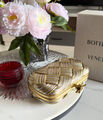 Клатч Bottega Veneta женский кожа бронзовый 186108-2