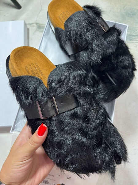 Мюли Maison Margiela женский кожа черный 163799-2