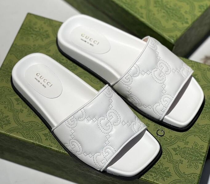 Шлепки Gucci женский кожа белый 113820