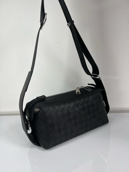 Мужская сумка слинг Bottega Veneta мужской кожа черный 149907