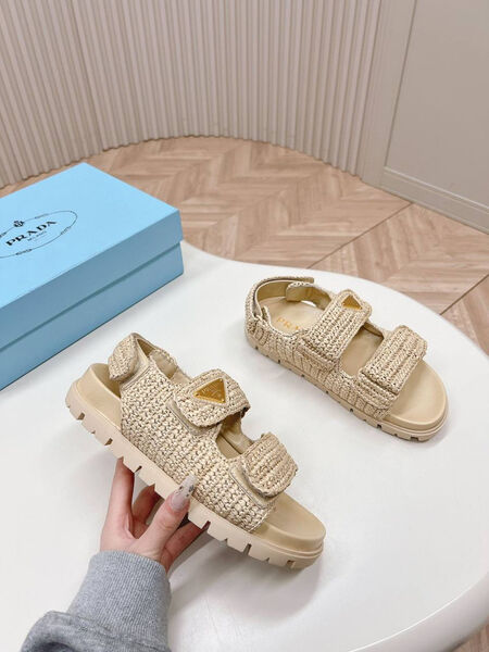 Сандалии Prada женский бежевый 147461-3