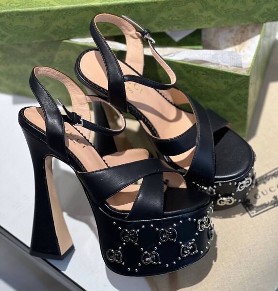 Босоножки Gucci женский кожа черный 107356