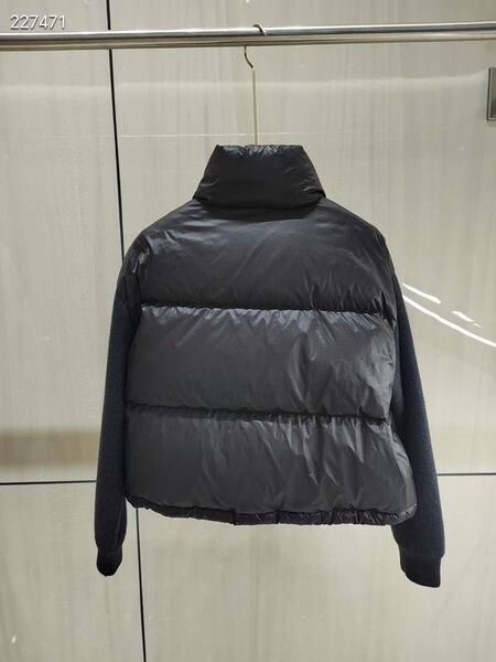 Пуховик Brunello Cucinelli женский черный 122636-2