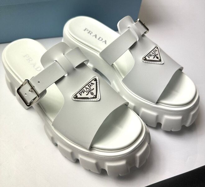 Шлепки Prada женский кожа белый 114792